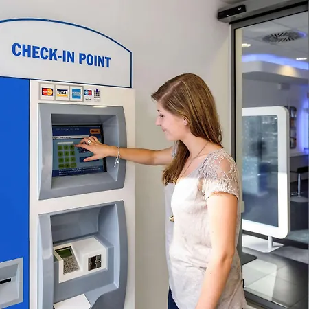 Отель Ibis Budget Strasbourg La Vigie Оствальд